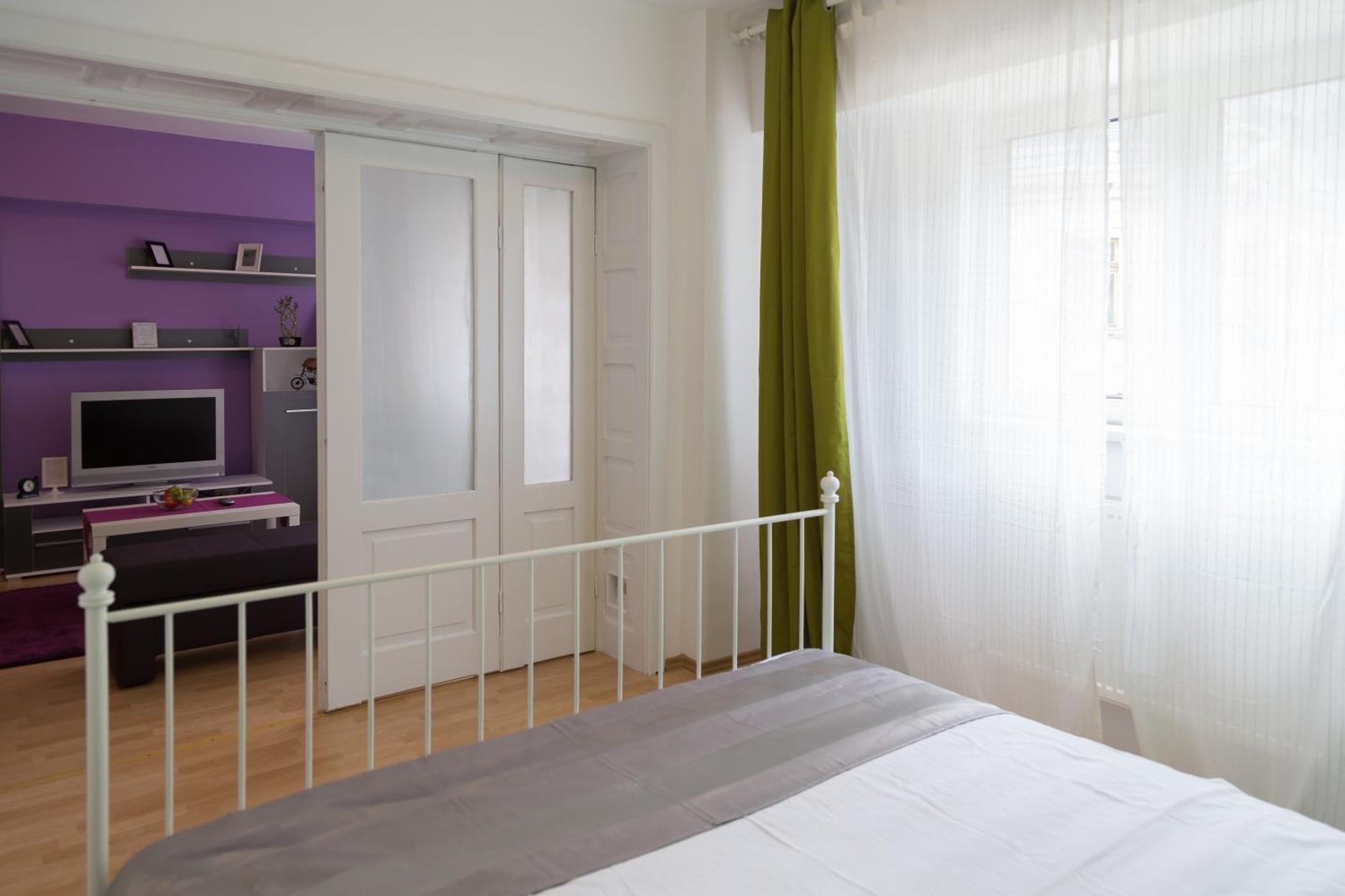 Apartment Sunny Old Town Bucharest