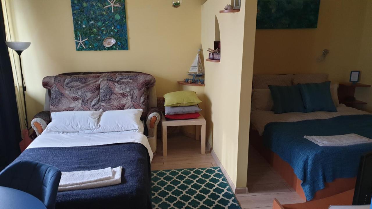 Sunny Old Town Apartment *