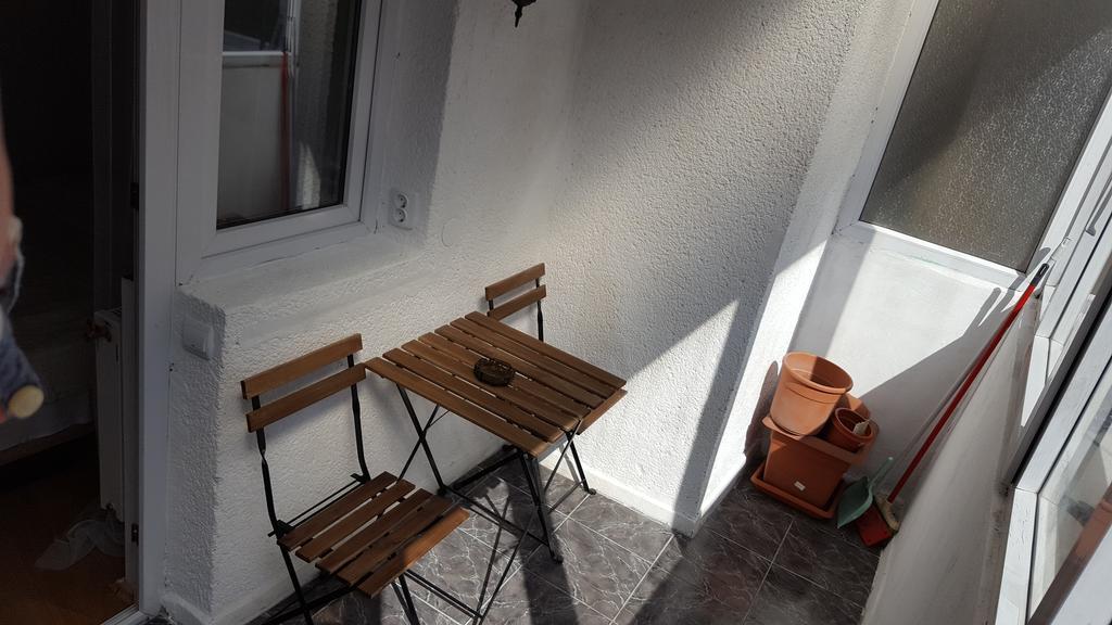 Sunny Old Town *